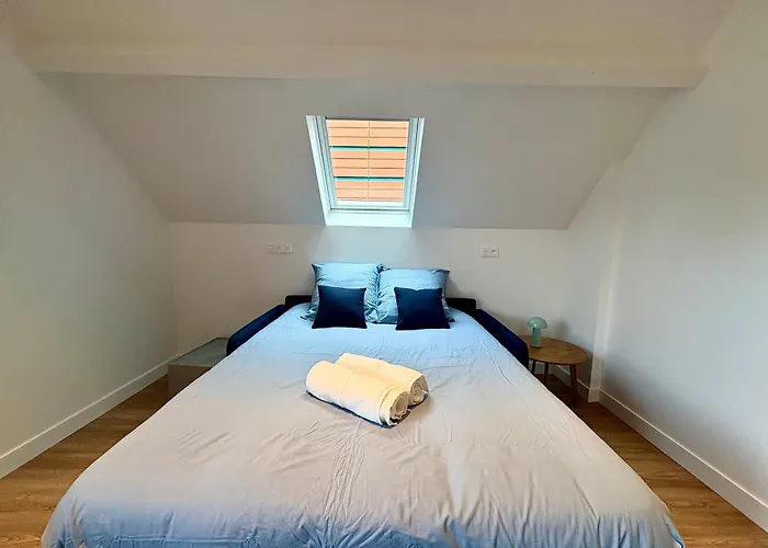 2 Pers Hyper Centre Parking Prive